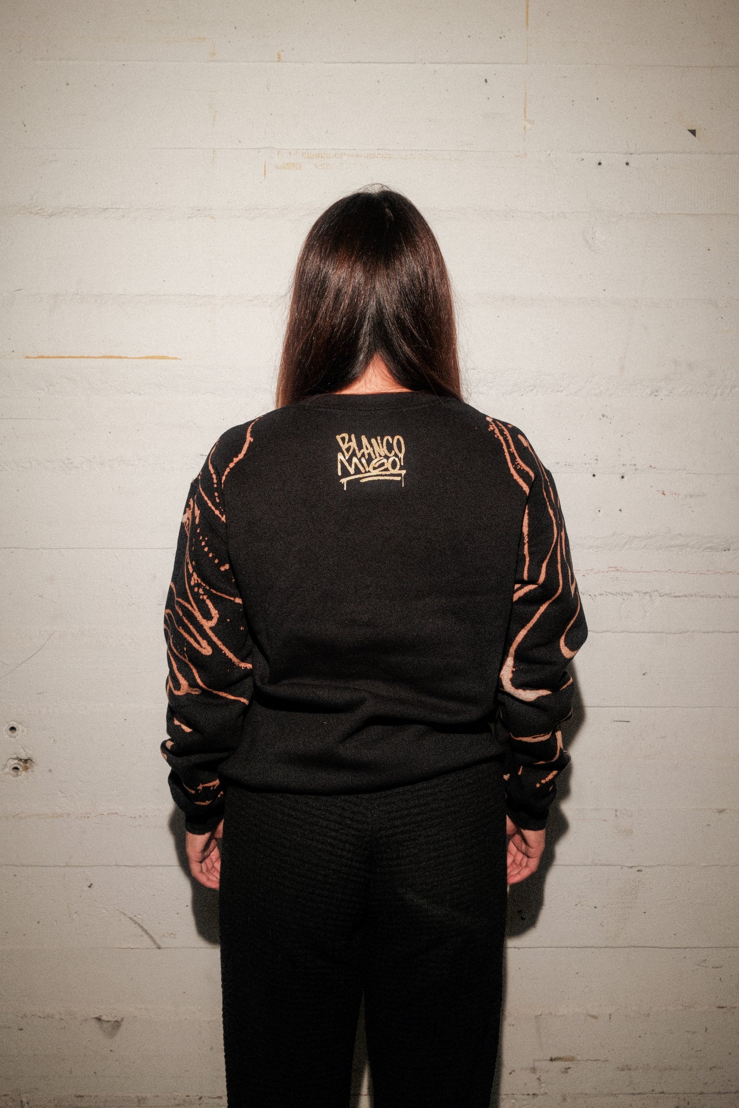 Blanco & Migo – “Cha nid angers” Sweater