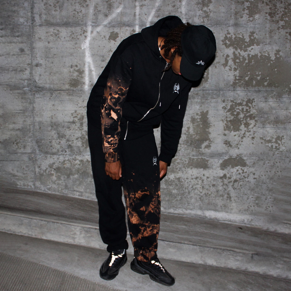 UNLOCKED 77 Tracksuit Bottom