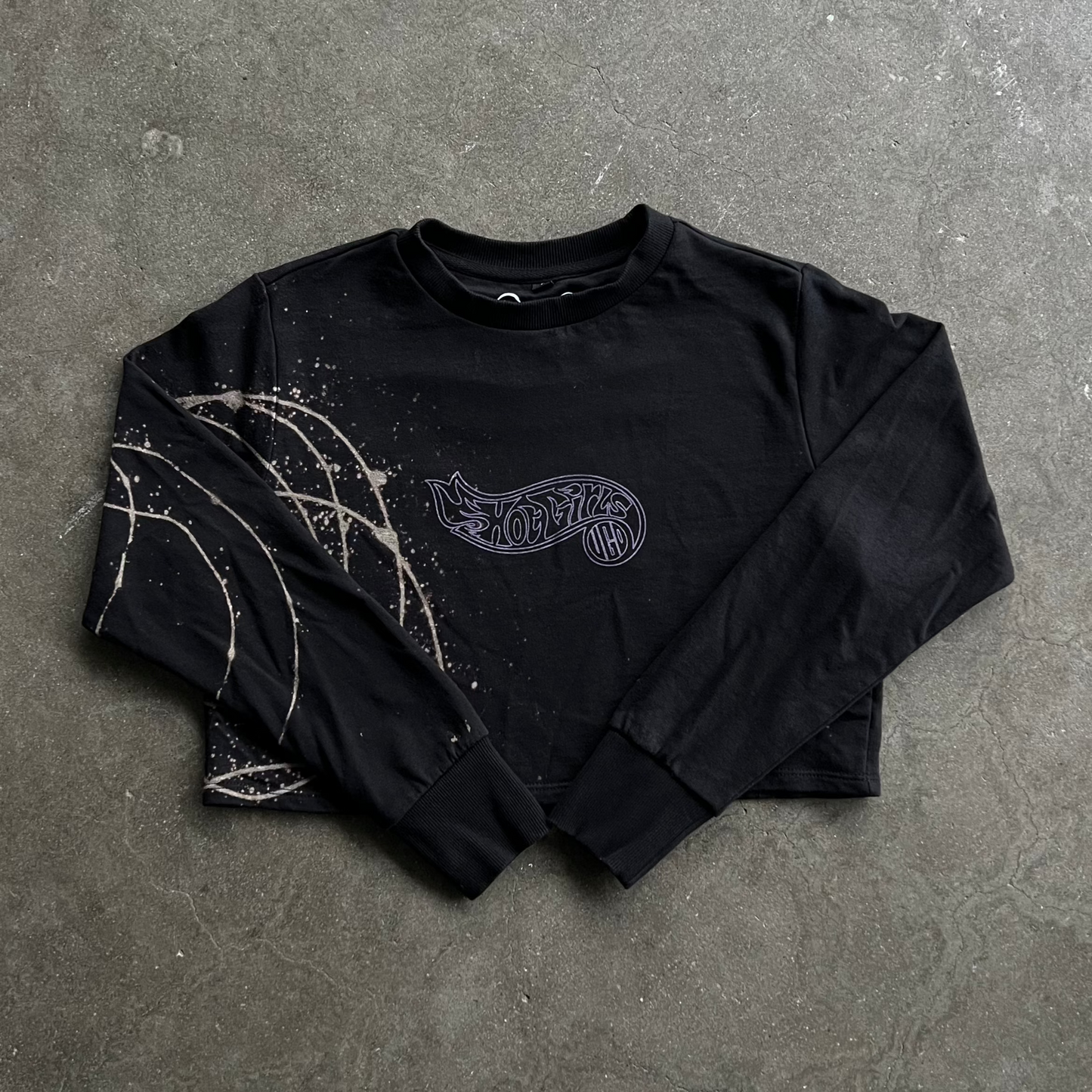 UNLOCKED 77 Cropped Sweater Acid washed