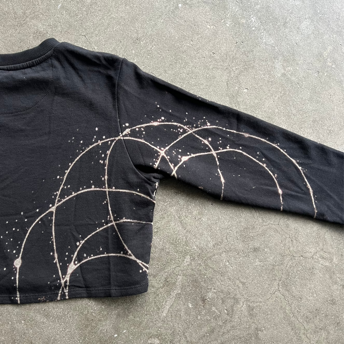 UNLOCKED 77 Cropped Sweater Acid washed